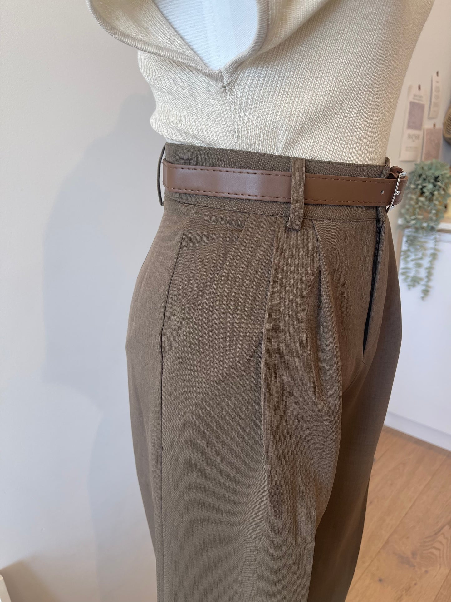 Willow Long Pants (With Belt)